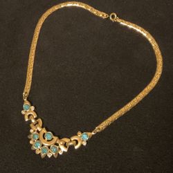 16” Goldtone Wide Thick Necklace With Aqua Marine Rhinestones 
