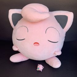 Jigglypuff Plushie & Figurine