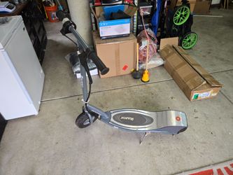 Razor e300 scooter Complete!