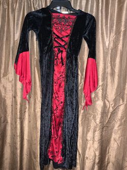 Wicked sorceress dress Halloween costume size medium. Girl