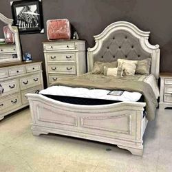 4 Pieces Bedroom Set By Ashley 
