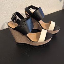 “Report” Wedges Very Comfortable. Size 6