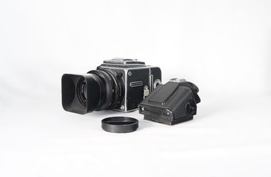 Hasselblad 2000FC/M medium format film camera Set