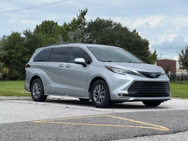 2022 Toyota Sienna