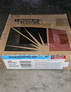 New, Nuevo, Shop Lincoln Electric
.035 in. Innershield NR211-MP Flux-Core Welding Wire for Mild Steel (10 lb. Spool