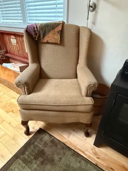 Beige arm chair