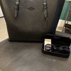 Authentic Coach Purse With Matching Sunglasses