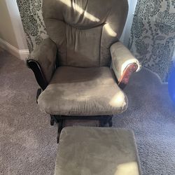 Rocking/ Slider Chairs With Ottoman 