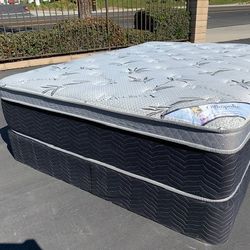 King Orthopedic Bamboo Pillow Top!•••