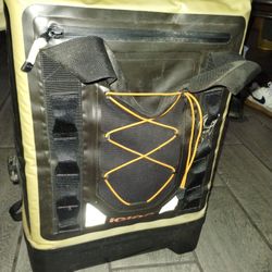Igloo Backpack Cooler 
