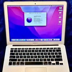 MacBook Air (perfect condition) 