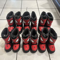 NEW Kids Spider Man Snow Boots Winter Warm Waterproof Light Up Size 7 to 10
