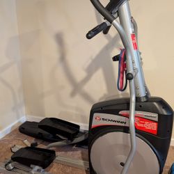 Schwinn 430 Fly Wheel Elliptical 