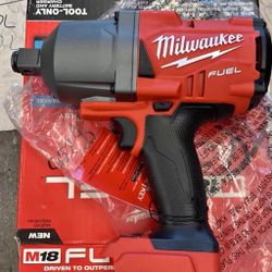 Milwaukee M18 Fuel 3/4 Impact Wrench Tool Only 