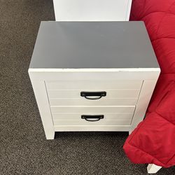 Ashley Qn Bedroom  ASHLEY MATTRESS INCLUDED