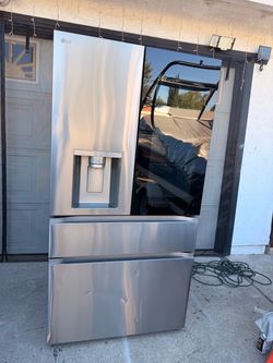 Refrigerator NEW