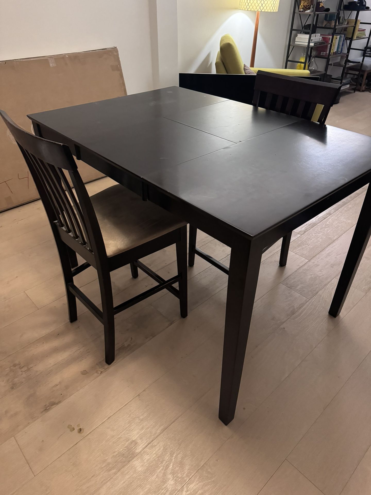 High Top Extendable Kitchen table + 2 Chairs