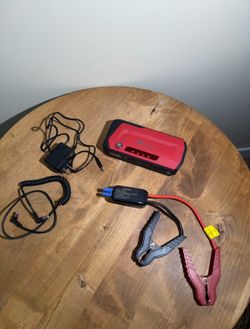 iClever Car Jump Starter Portable Battery Booster Power Bank w/ Clamps