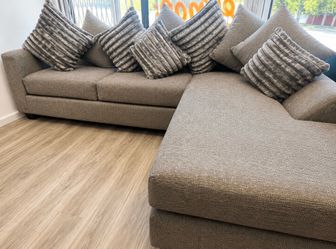 Luxury Grey Sectional Sofa – Modern, Spacious & Ultra Comfortable at Amazing Value ⭐️ Shop with $0 down ⭐️ Delivery Available 🚚 ⭐️