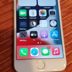 Like New 32 Gb Unlocked IPhone 7