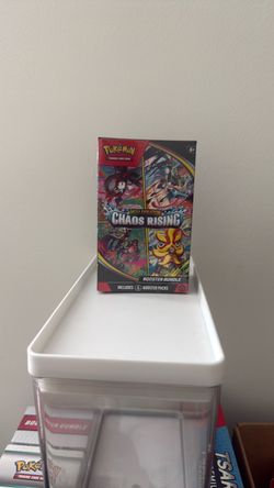 Pokémon Mega Evolution Chaos Rising Booster Bundle