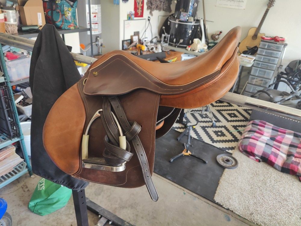 M. Toulouse Sellerie Saddle (English)