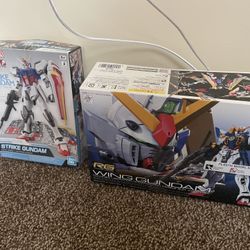 2 Gundam 1/144 Scale Brand New 