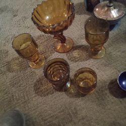 Vintage Amber Colored Vase And Glasses 