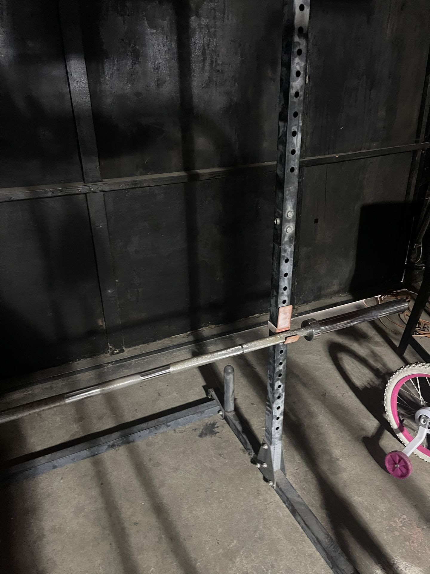 Squat Rack And Bar