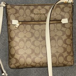 Coach Cross Body Bag 
