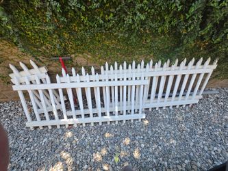 Free Vinyl Fencing