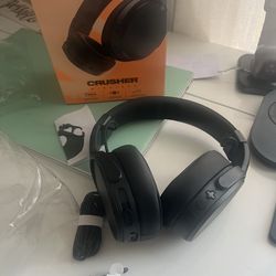 New Skullcandy Crusher Wireless Bluetooth Headphones with Multi-Sensory Bass, Noise Isolating Over-Ear Fit, Up to 50 Hours Battery, Microphone for iPh