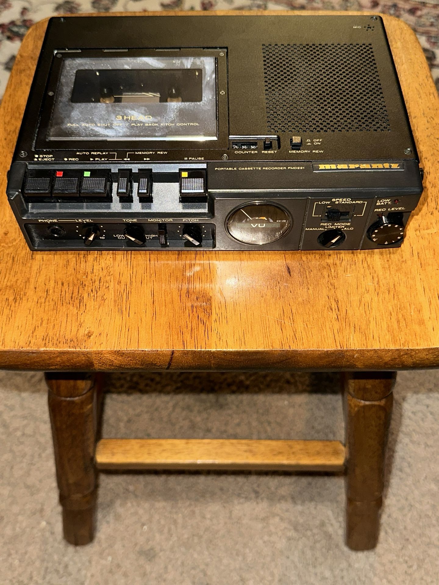Marantz PMD-221 Portable Cassette Tape Player Recorder 