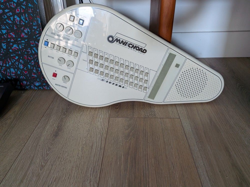 Suzuki Omnichord OM-36