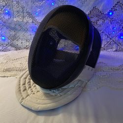 vintage blue gauntlet fencing mask / size medium