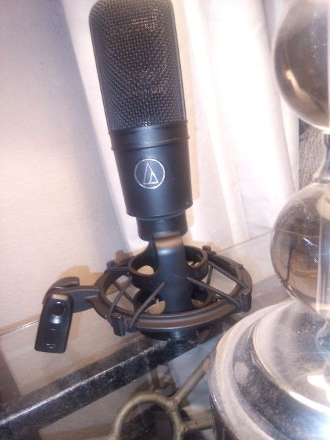 AUDIO TECHNICA  4040