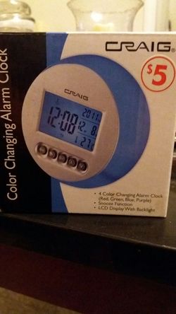 COLOR. CHANGING ALARM CLOCK