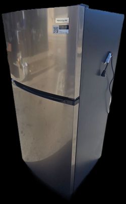 Frigidaire Stainless Steel Refrigerator – 13.9 Cu Ft – Excellent Condition