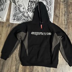Supreme hoodie