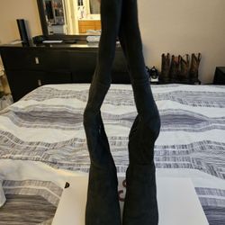 Women boots size 7