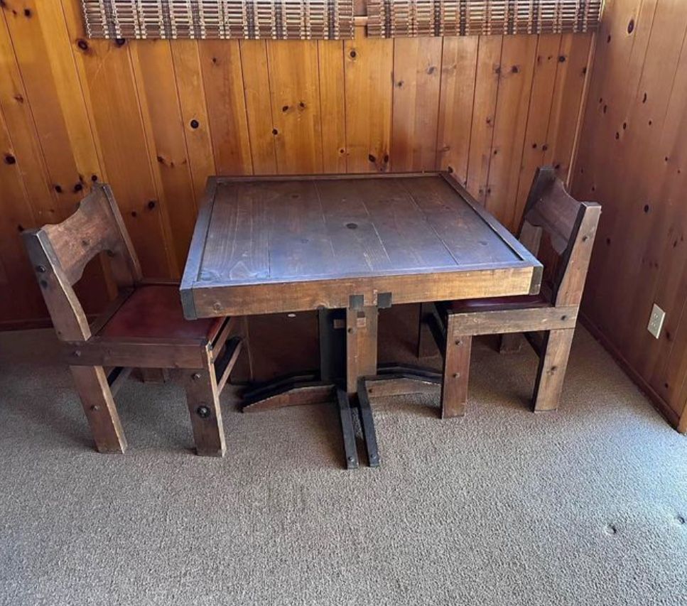 Vintage Craftsman Table And Chairs