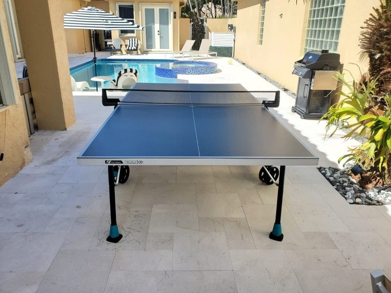 Cornilleau 300X Outdoor Ping Pong Table, New in box
