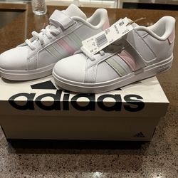 Kids Adidas Size 1