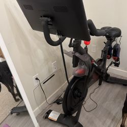 Peloton And Size 9 Shoes 