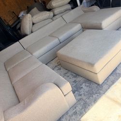 *LIVING SPACES* 4 Piece Oversized Modular U-Shaped Sectional with Left Arm Facing Chaise & Ottoman Set