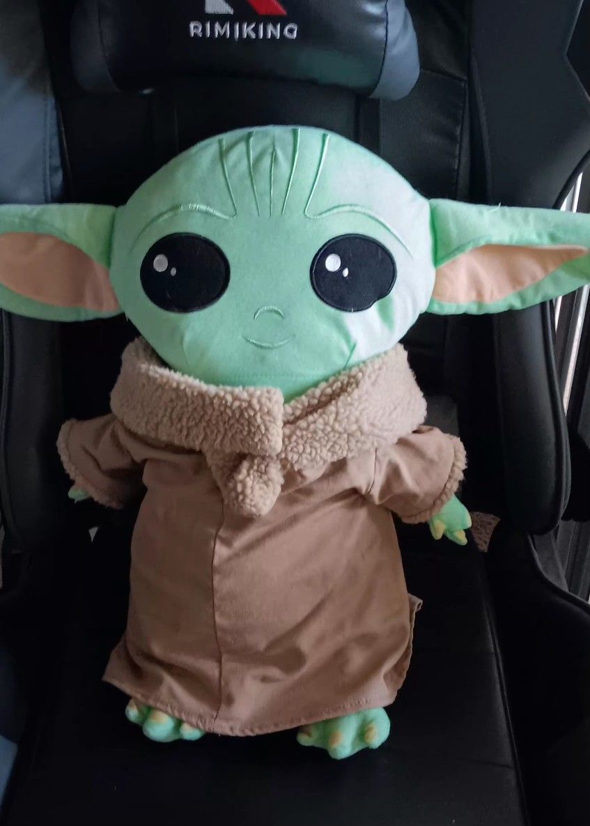 Baby Yoda Star Wars Mandalorian Plush