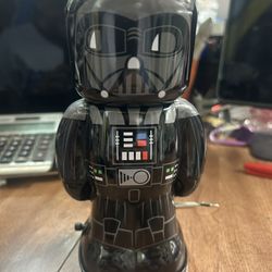 Star Wars Darth Vader Tin Wind-Up Toy Schylling 14280W