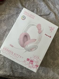 Hello Kitty Kraken Headset