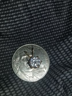 14k gold cz pendant very nice