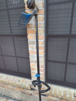 String Trimmer Weed Eater